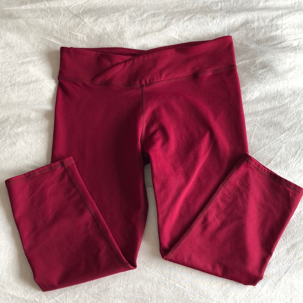 Fabletics Red Wine 🍷 Leggings